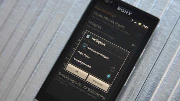 Sony Xperia U, P und Sola im Test