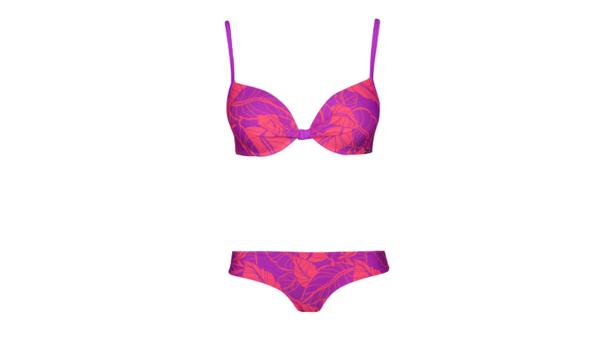 Ein rosafarbener und violetter Bikini mit Blattmuster auf einem weißen Hintergrund.