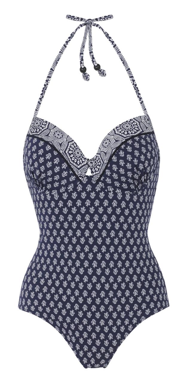 Ein marineblauer Badeanzug mit weißem Muster und Neckholder-Trägern.