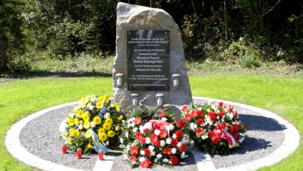 Morde in Annaberg: Gedenkstein für die Opfer