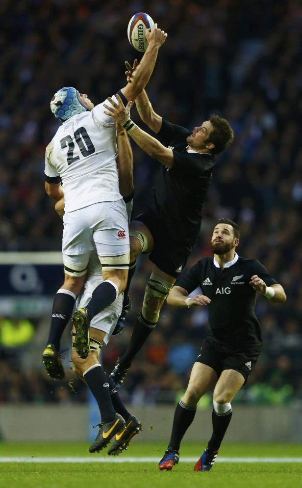 Kuriose Rugby-Bilder im Vergleich