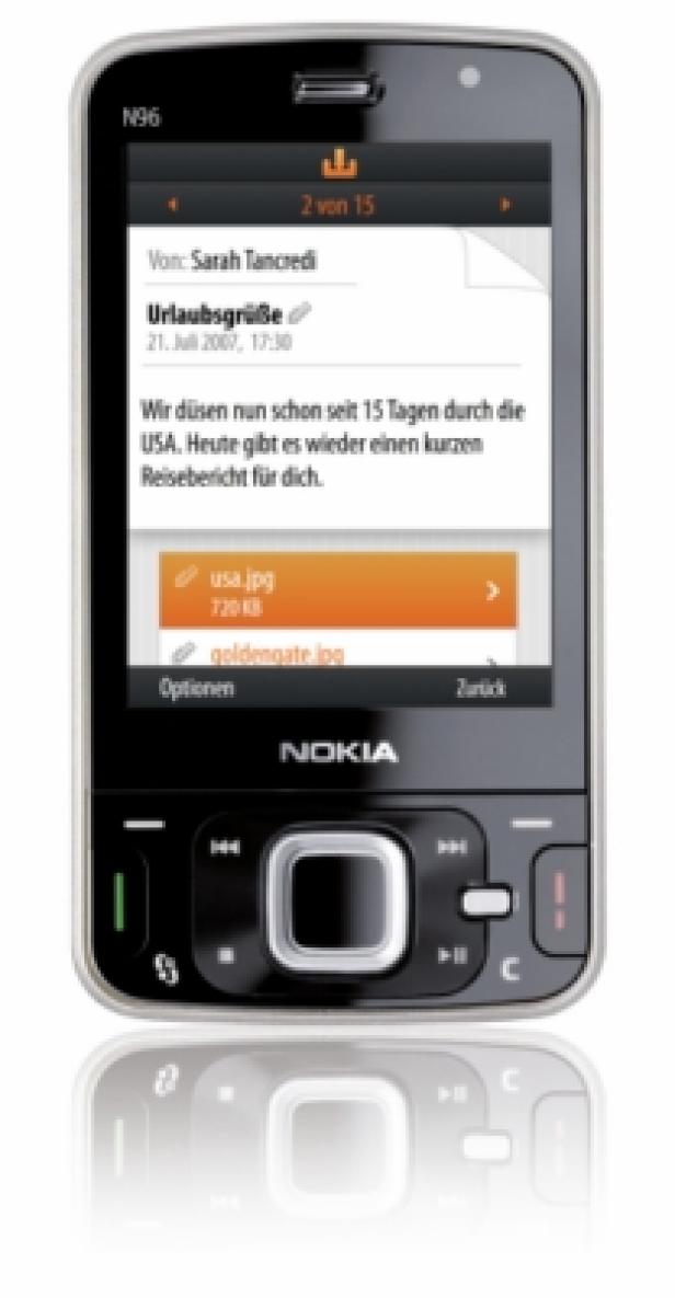 Calista MobileMail - Schreiben (c: calista) Ein Nokia N96-Handy zeigt eine E-Mail mit dem Betreff „Urlaubsgrüße“ von Sarah Tancredi.