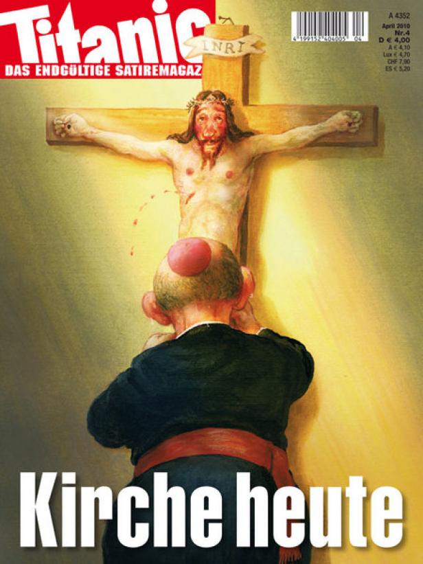 Das Cover der Satirezeitschrift Titanic zeigt einen Papst, der ein Kruzifix küsst.