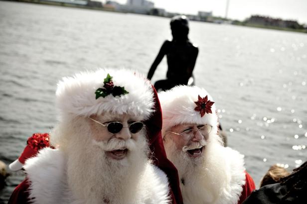 Hohoho: Der Weltkongress der Weihnachtsmänner