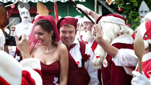 Hohoho: Der Weltkongress der Weihnachtsmänner