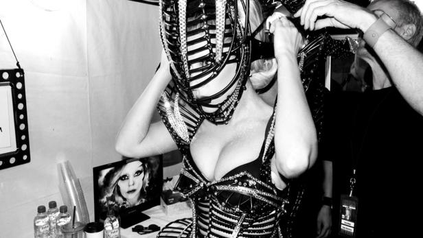 Backstage-Bilder: Auf Tour mit Lady Gaga