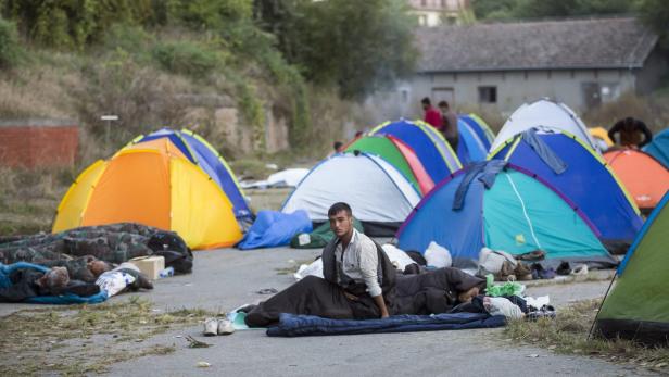 Flüchtlingssituation an Ungarns Grenze wird "schrecklicher"