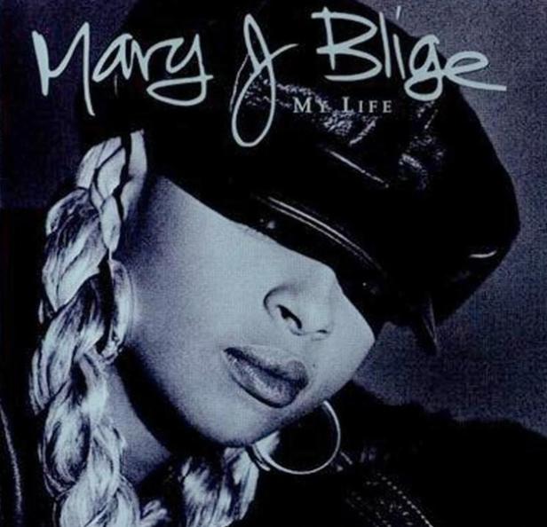 Das Cover von Mary J. Bliges Album „My Life“ zeigt die Sängerin mit geflochtenem Haar und Lederhut.