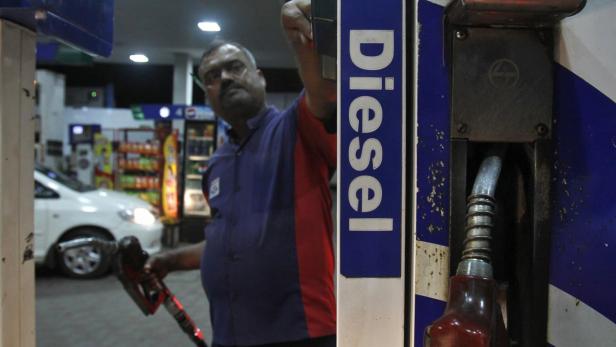 Indien: Diesel über Nacht 12 Prozent teurer