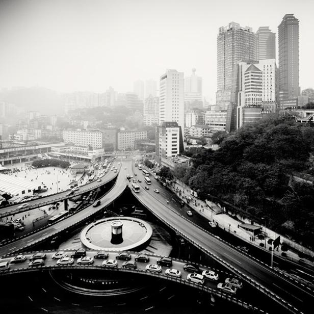 "City of Fog": Eine Stadt im Nebel