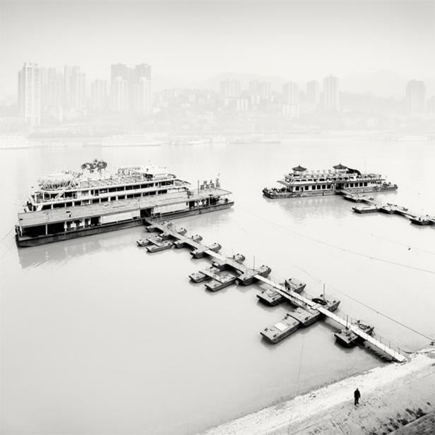 "City of Fog": Eine Stadt im Nebel