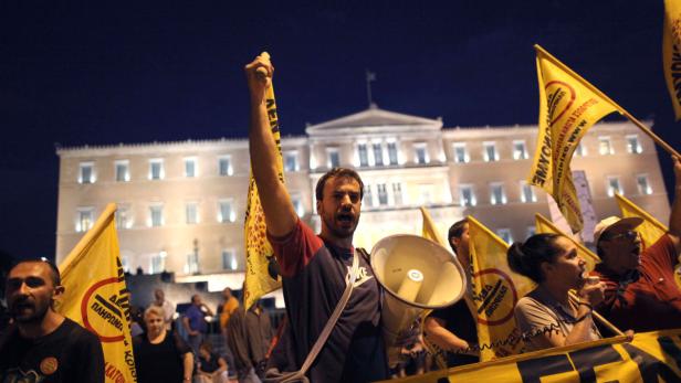 Demonstranten in Athen: "Merkel, du Schlampe!"