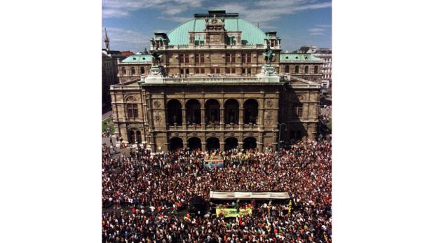 Die Oper, einst "Königgrätz der Baukunst"