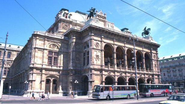 Die Oper, einst "Königgrätz der Baukunst"