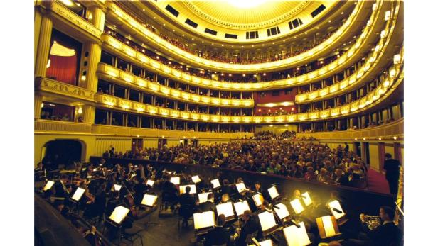 Die Oper, einst "Königgrätz der Baukunst"