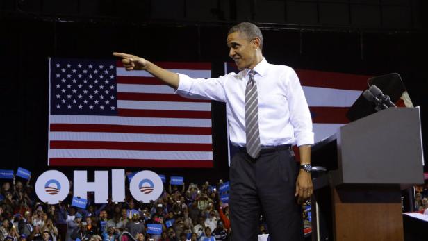 Barack Obama spricht vor einer Menge in Ohio.