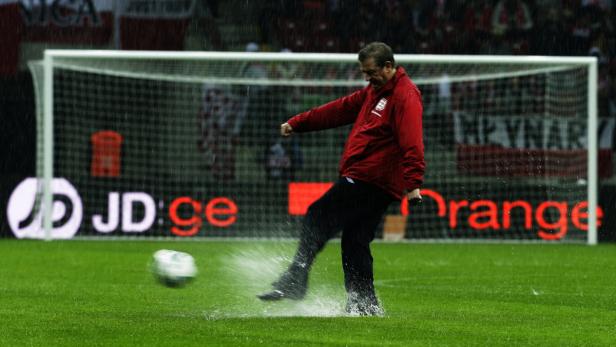 Wasserparty statt Fußballfest