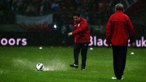 Wasserparty statt Fußballfest