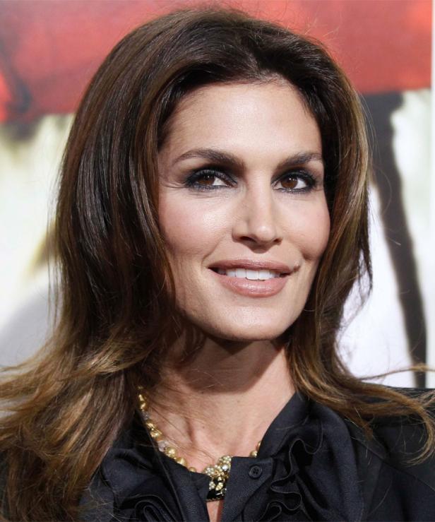Model Cindy Crawford steht halbherzig zu Romney. Promi-Schützenhilfe für Obama und Romney