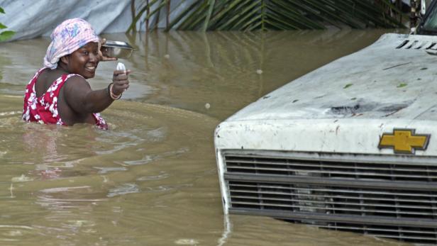 Hurrikan "Sandy" steuert auf USA zu