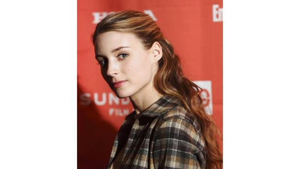 Rooney Mara posiert auf dem Sundance Film Festival in einem karierten Hemd.