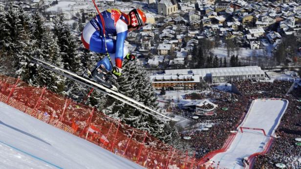 Kitz-Abfahrt: Duell zweier Ski-Nationen