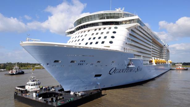 Das Kreuzfahrtschiff „Quantum of the Seas“ auf dem Wasser.