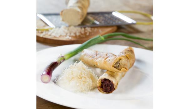 Heurigenküche (04) Krautfleckerl, Blunzenstrudel und Buchteln