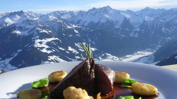 Delikate Hütten in den Alpen