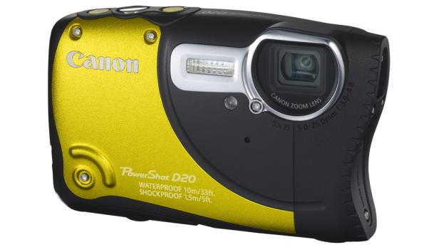 Eine gelb-schwarze Canon PowerShot D20 Kompaktkamera vor einem weißen Hintergrund.