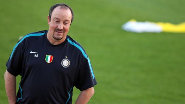 Rafael Benítez in einem Trikot von Inter Mailand.