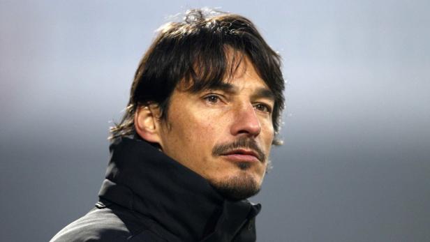 Porträt von Trainer Edin Terzić.