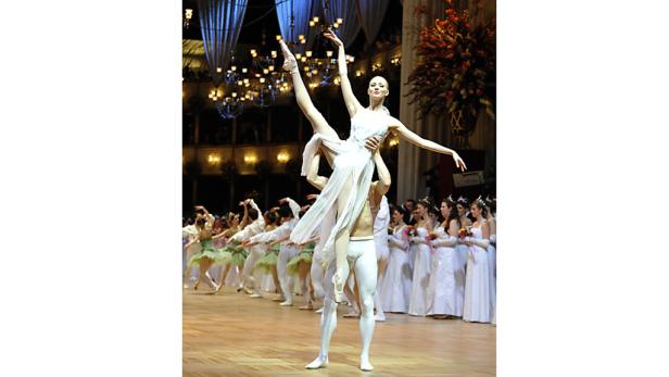 Opernball: Eröffnung mit Tanz und Glanz