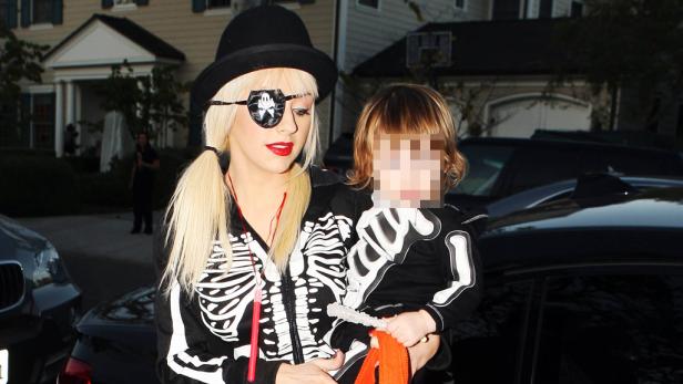 Puppen & Piraten: Fasching in Hollywood