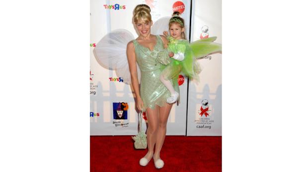 Puppen & Piraten: Fasching in Hollywood