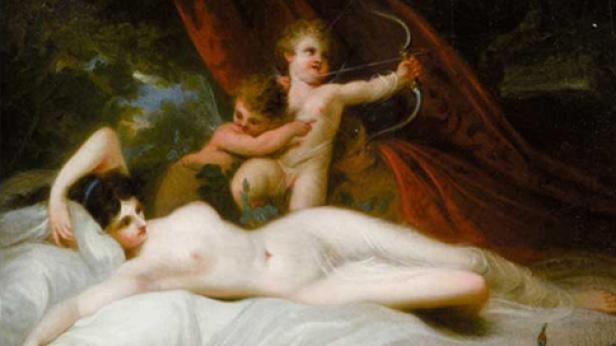 Eine liegende Frau wird von zwei Amorfiguren mit Pfeil und Bogen beobachtet.