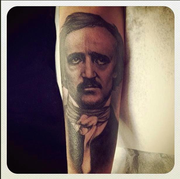 Frauen und ihre Tattoos