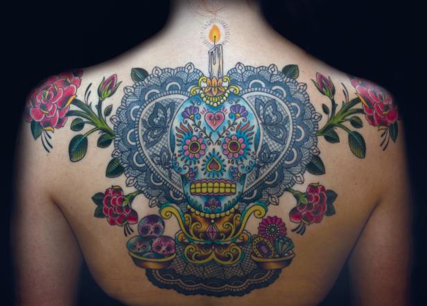 Frauen und ihre Tattoos