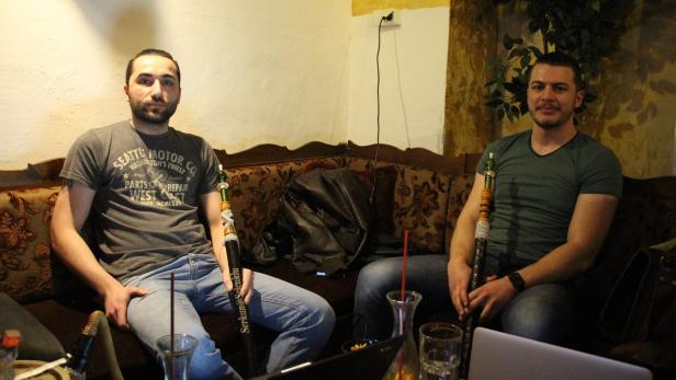 Junge Türken: In der Shisha-Bar ist Politik out
