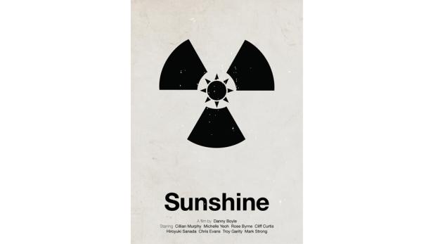 Das Filmplakat für „Sunshine“ zeigt ein stilisiertes Sonnensymbol innerhalb eines Warnzeichens für Radioaktivität.