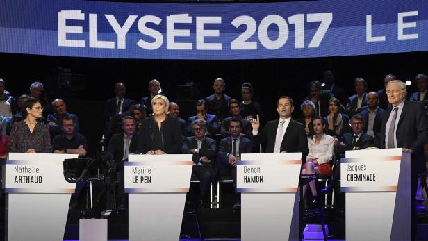 Le Pen knickte bei TV-Debatte erstmals ein