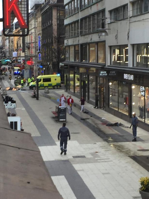 Bilderstrecke: Chaos in Stockholm