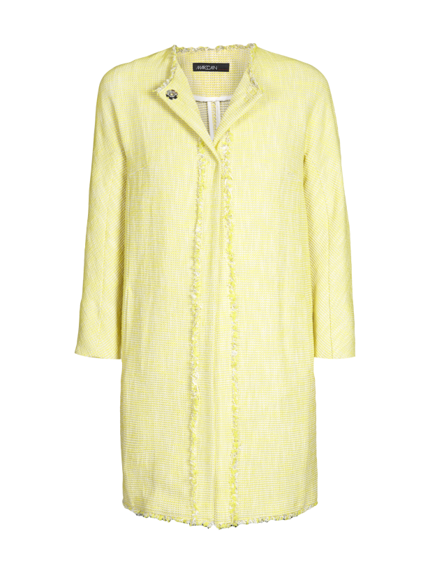 Ein gelber Tweed-Mantel mit Fransen entlang der Kanten.