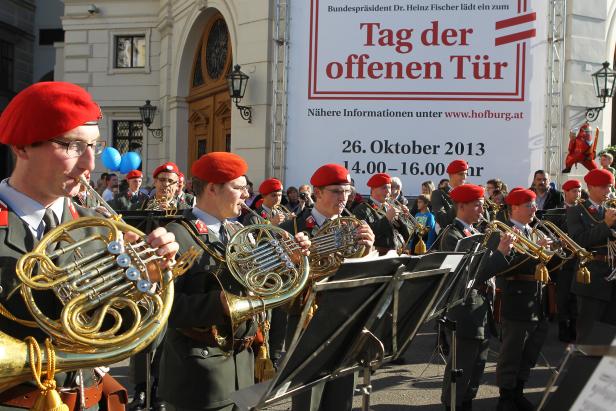 Nationalfeiertag: Action, Andacht und Angelobung