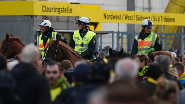 Dortmund-Fans trotzen dem Terror