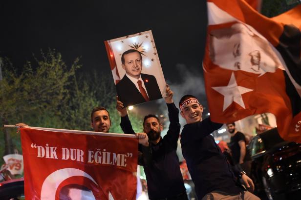 Türkei-Referendum: Mit einem knappen Sieg zur absoluten Macht