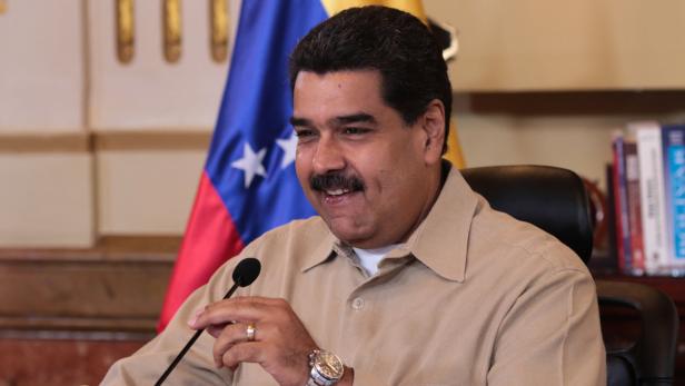 Maduro leitet Maßnahmen zur Abwehr von "Putsch" ein