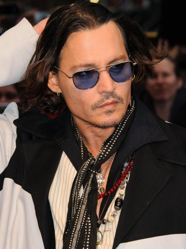 Johnny Depp trägt Tattoo von Inhaftiertem