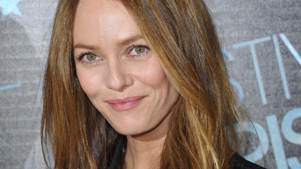 Porträt der französischen Schauspielerin Vanessa Paradis.