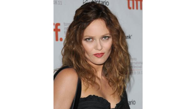 Paradis turtelt mit Carla Brunis Ex